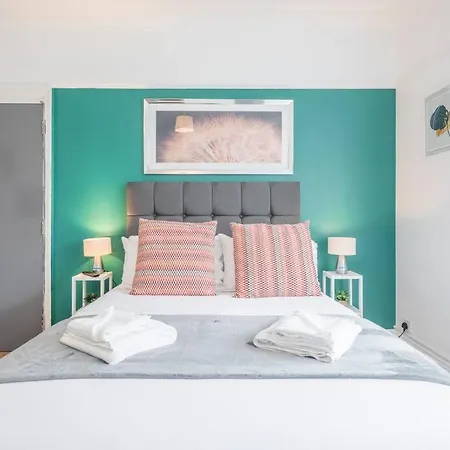 Private Room 1 With Kitchenette By Cb Stays No Minimum Stays Cambridge  Exterior photo