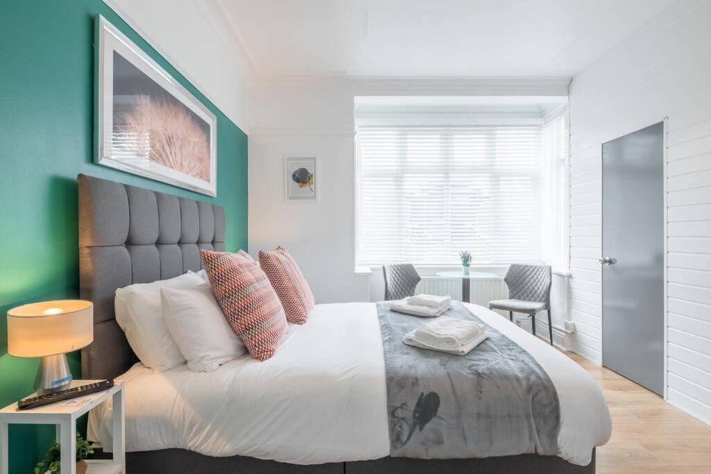 Private 1 With Kitchenette By Cb No Minimum Cambridge (Cambridgeshire)